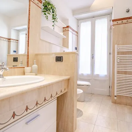 Hot Tub - Private Parking - Park Appartement