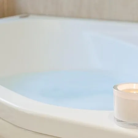 Hot Tub - Private Parking - Park Rome